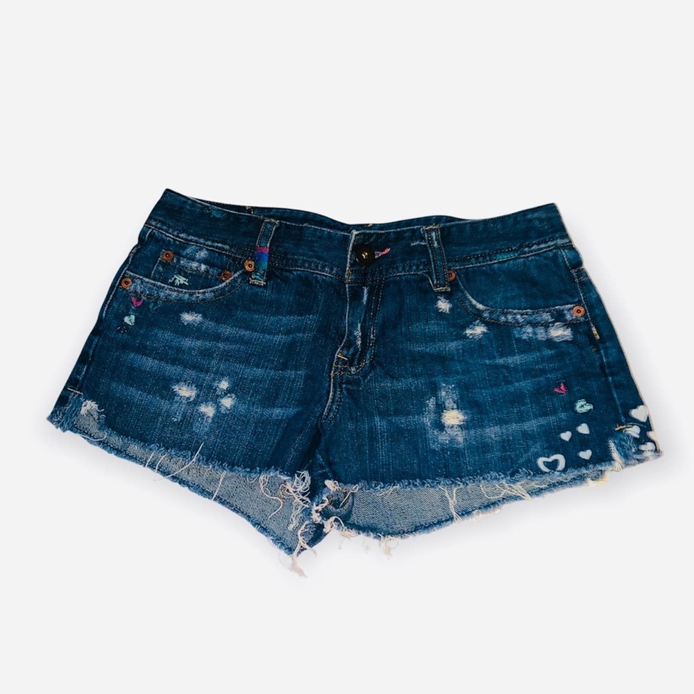 American Eagle distressed  shorts size 4